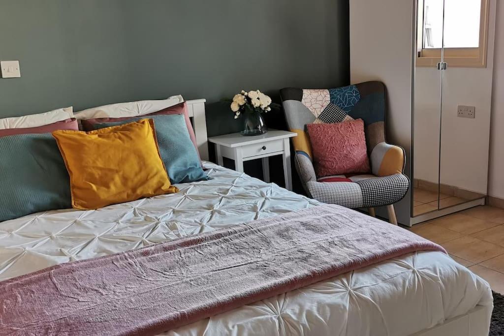 Pretty And Quiet Studio, With Wifi And Parking Limassol Exteriör bild