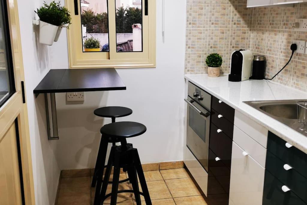 Pretty And Quiet Studio, With Wifi And Parking Limassol Exteriör bild